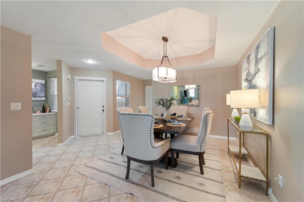 6910 Huntington Lakes Cir 101, Naples, FL 34119-16