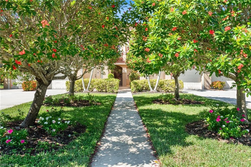 6910 Huntington Lakes Cir 101, Naples, FL 34119-22