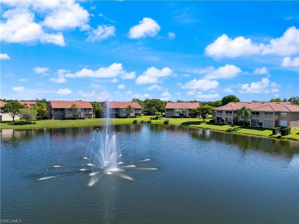 6910 Huntington Lakes Cir 101, Naples, FL 34119-6