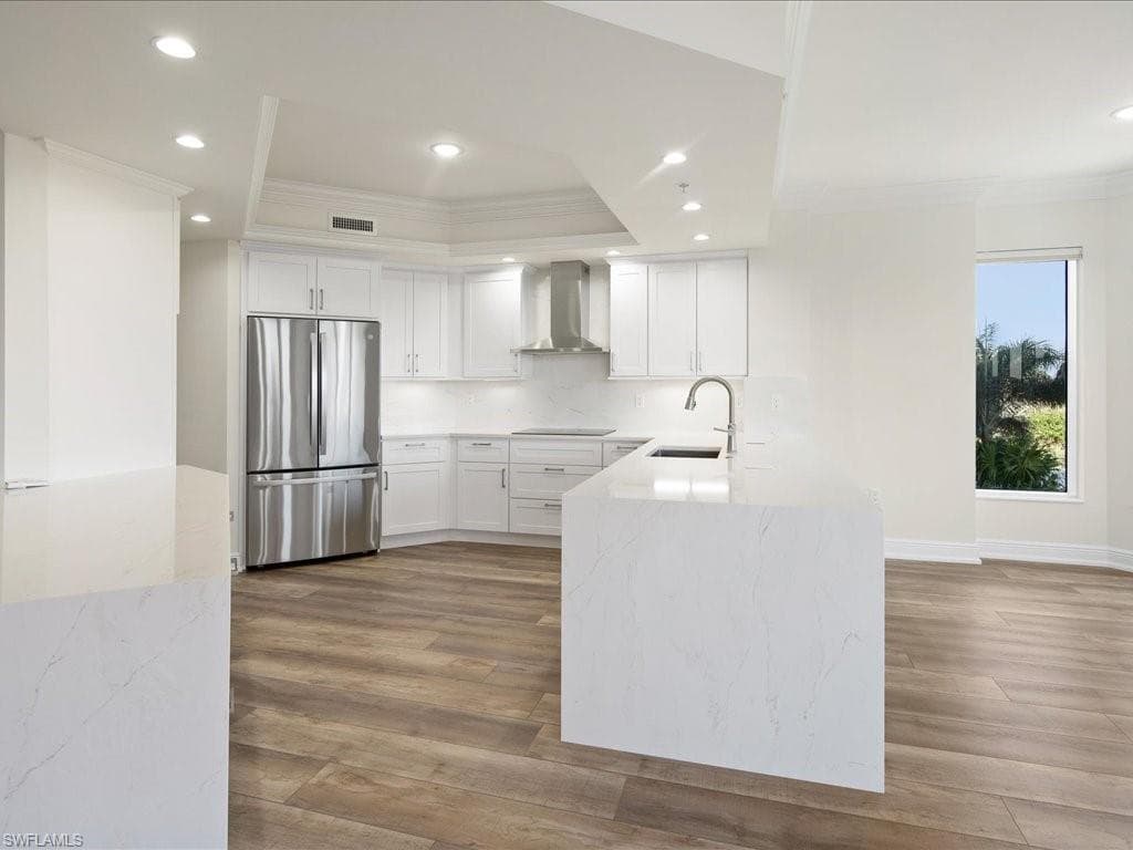 1060 Borghese Ln 201, Naples, FL 34114-11