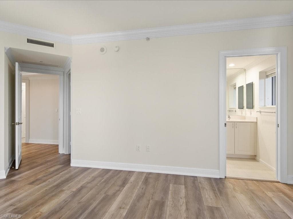 1060 Borghese Ln 201, Naples, FL 34114-26