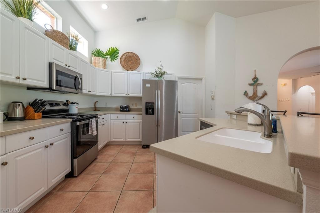 1951 Terrazzo Ln, Naples, FL 34104-15