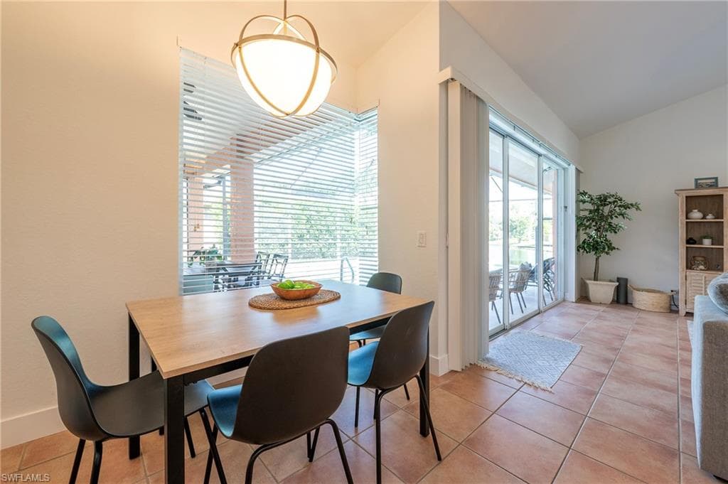 1951 Terrazzo Ln, Naples, FL 34104-16