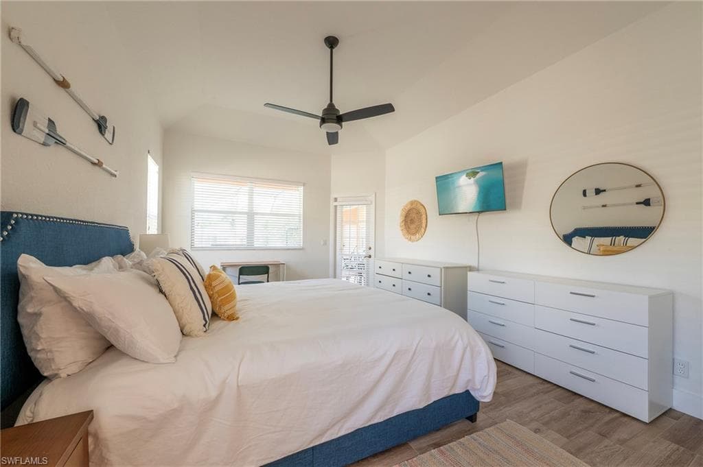 1951 Terrazzo Ln, Naples, FL 34104-20