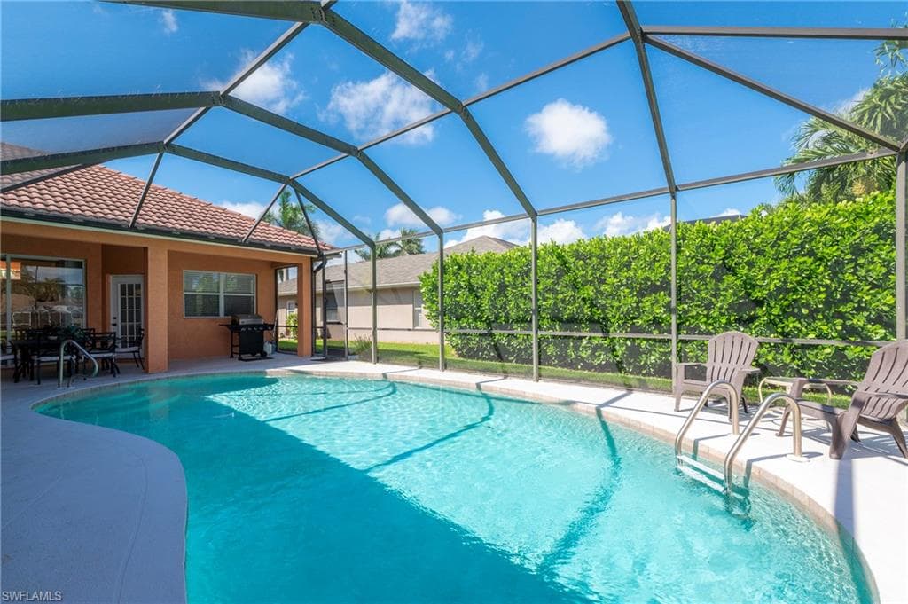 1951 Terrazzo Ln, Naples, FL 34104-33