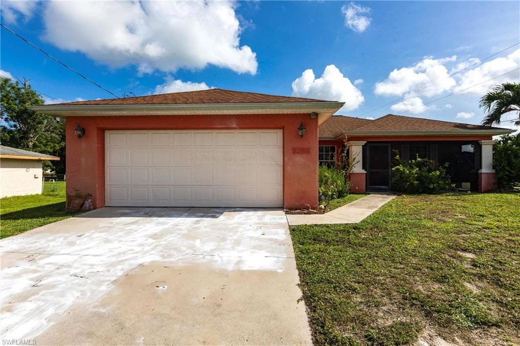 2900 8th Street Southwest, Lehigh Acres, FL 33976-2