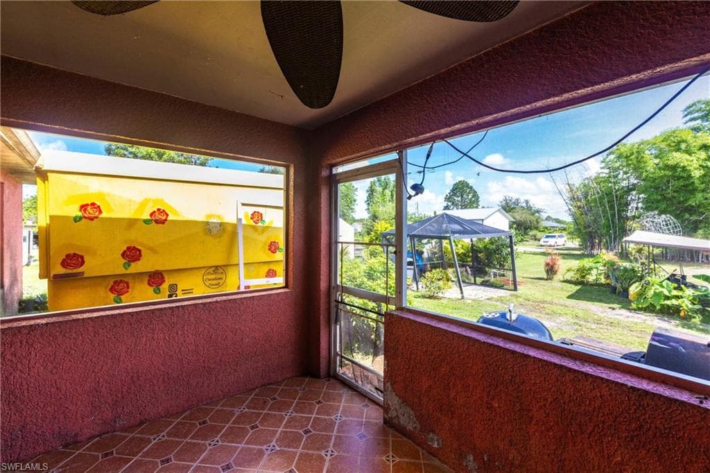 2900 8th Street Southwest, Lehigh Acres, FL 33976-29
