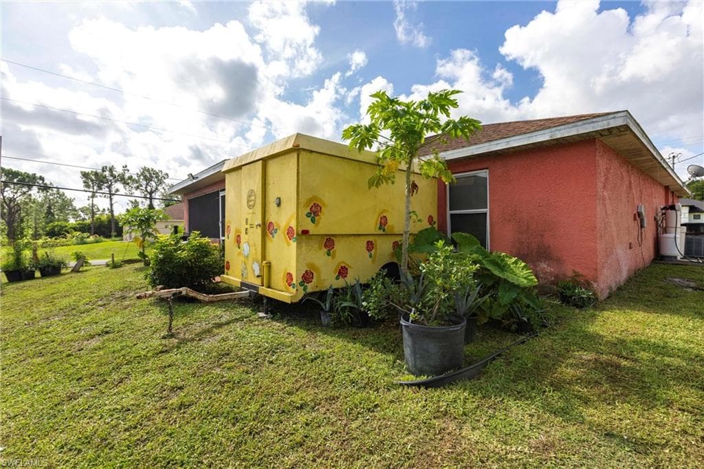 2900 8th Street Southwest, Lehigh Acres, FL 33976-33