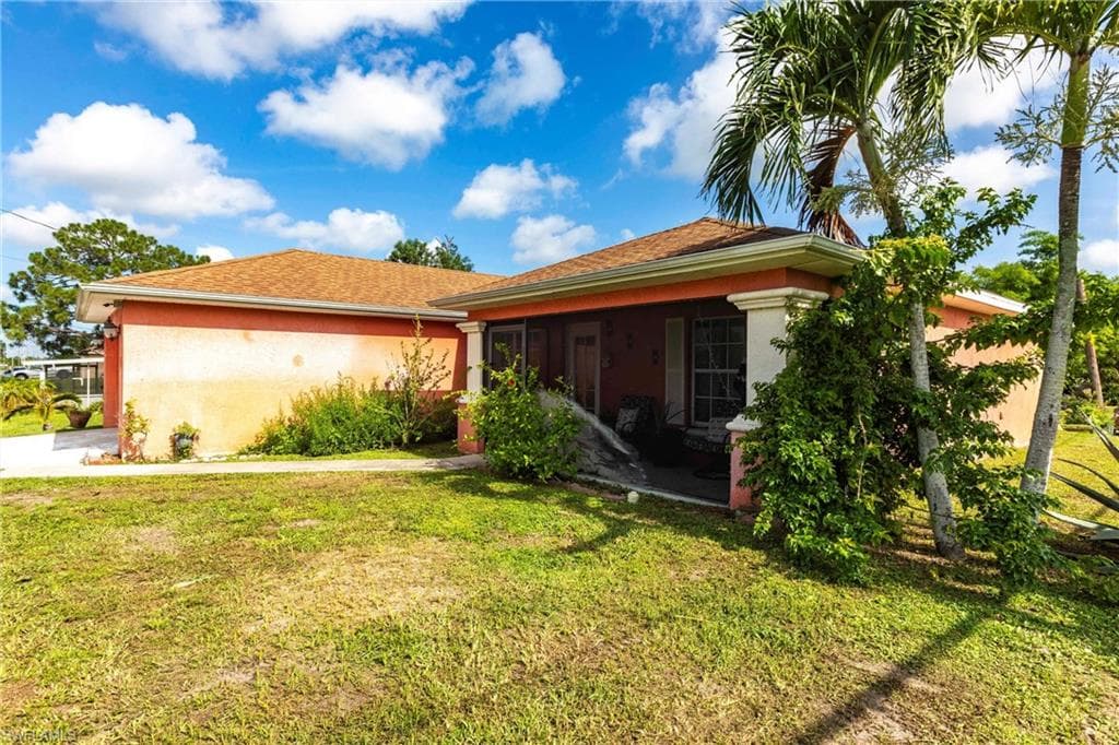 2900 8th Street Southwest, Lehigh Acres, FL 33976-3