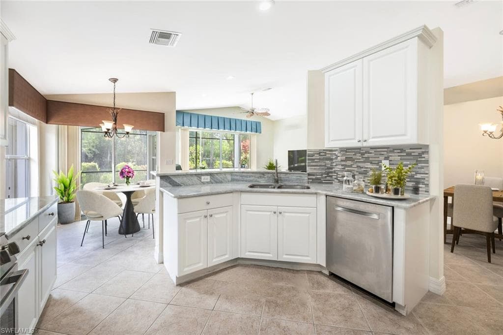 2430 Butterfly Palm Dr, Naples, FL 34119-11