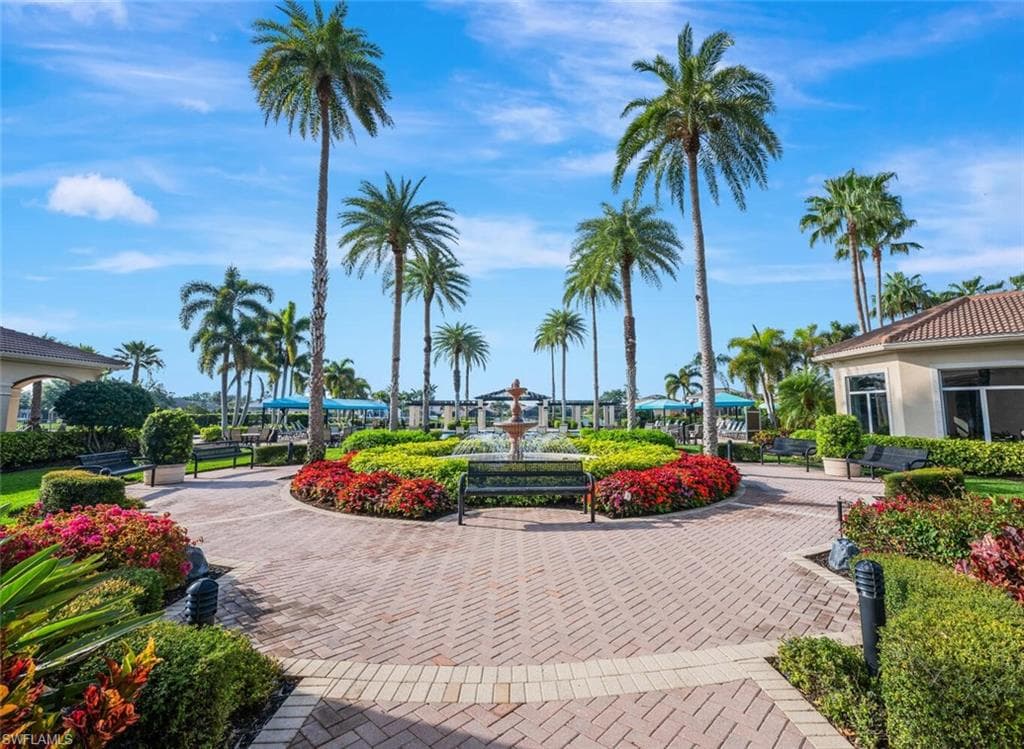 2430 Butterfly Palm Dr, Naples, FL 34119-34