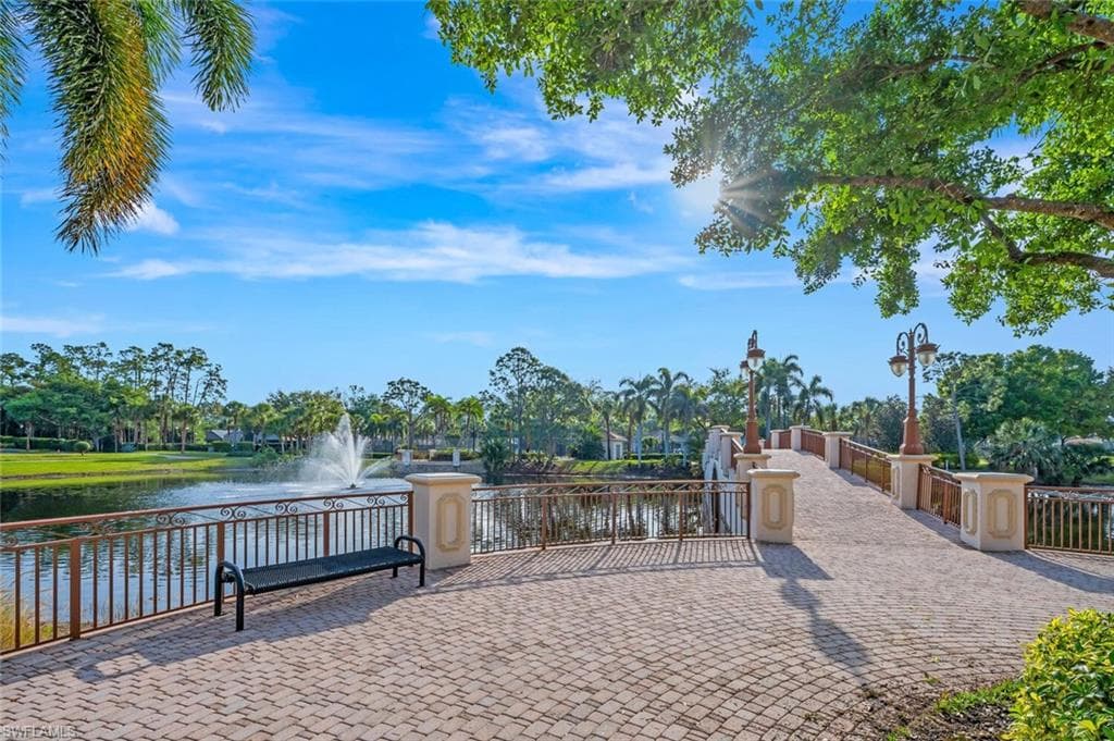 2430 Butterfly Palm Dr, Naples, FL 34119-36