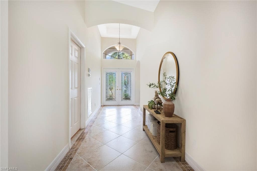2430 Butterfly Palm Dr, Naples, FL 34119-4