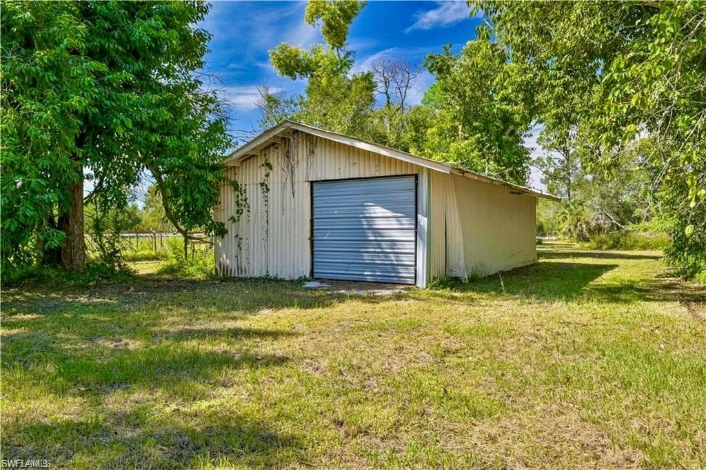 6570 Carmelita Dr, Fort Myers, FL 33905-3