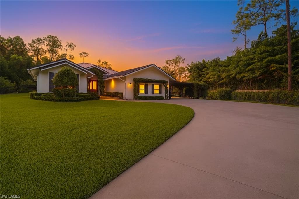 5840 Bur Oaks Ln, Naples, FL 34119-1