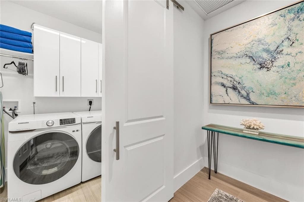 1540 Blue Point Ave 201, Naples, FL 34102-20