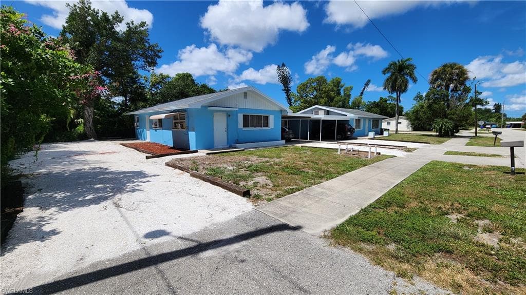 2252 / 2254 Maple Ave, Fort Myers, FL 33901-3
