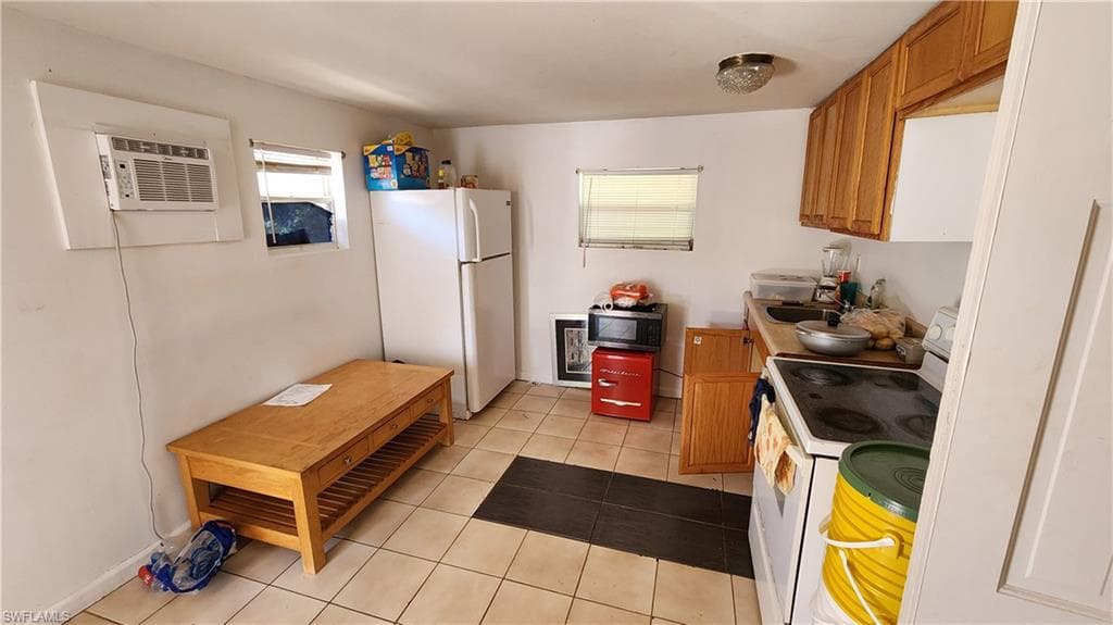 2252 / 2254 Maple Ave, Fort Myers, FL 33901-41