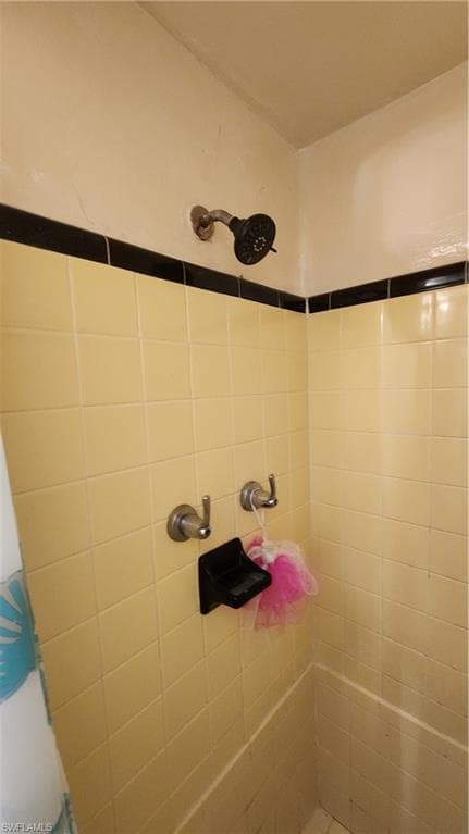 2252 / 2254 Maple Ave, Fort Myers, FL 33901-44