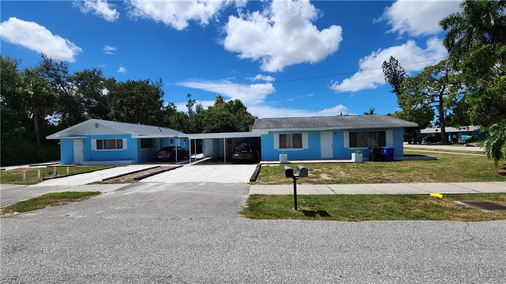 2252 / 2254 Maple Ave, Fort Myers, FL 33901-6
