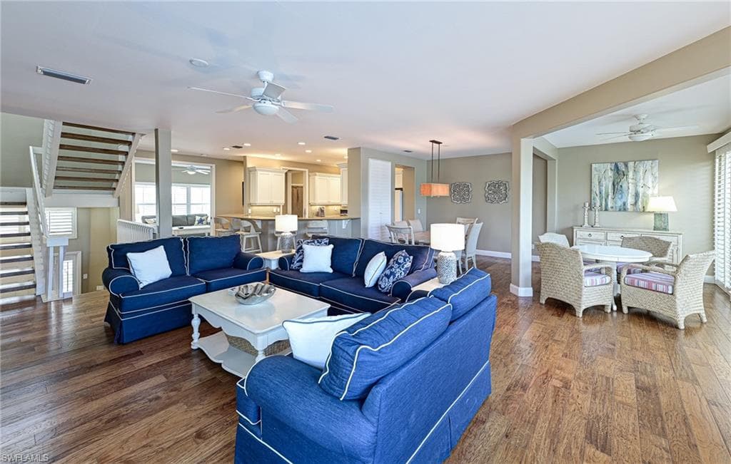 117 Barefoot Cir 18, Bonita Springs, FL 34134-5