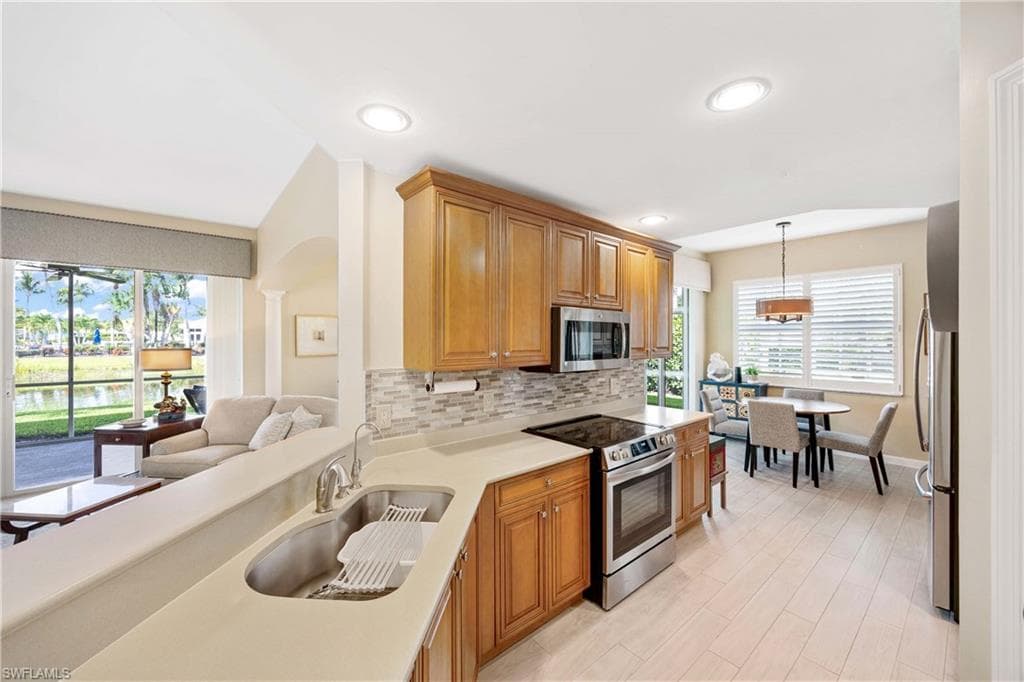 3287 Twilight Ln 5503, Naples, FL 34109-14