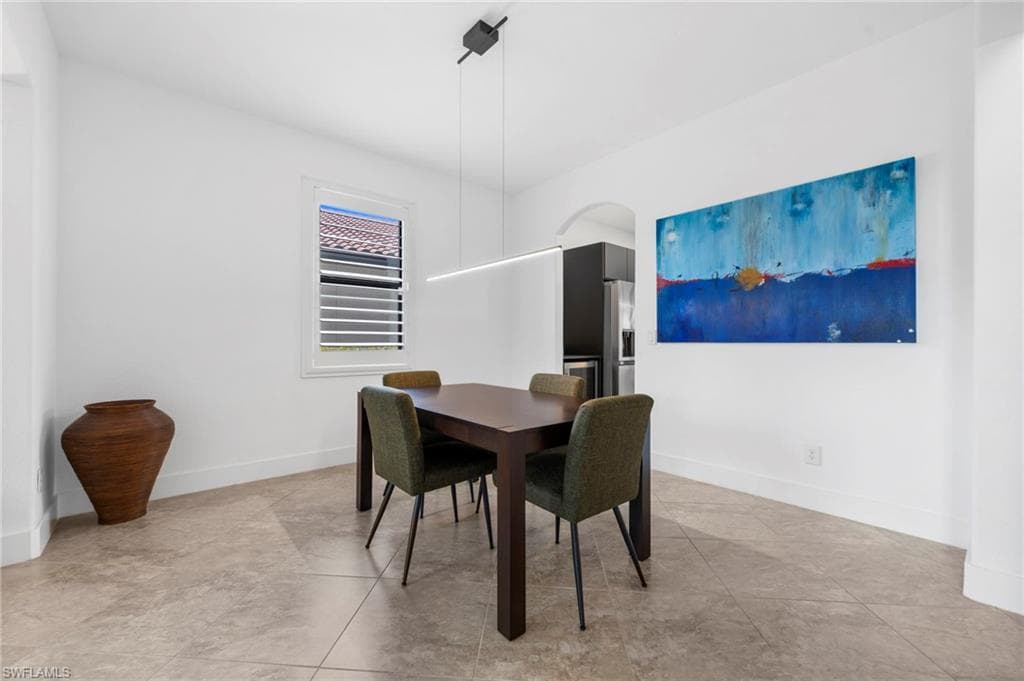 4764 Formosa Dr, Naples, FL 34119-11