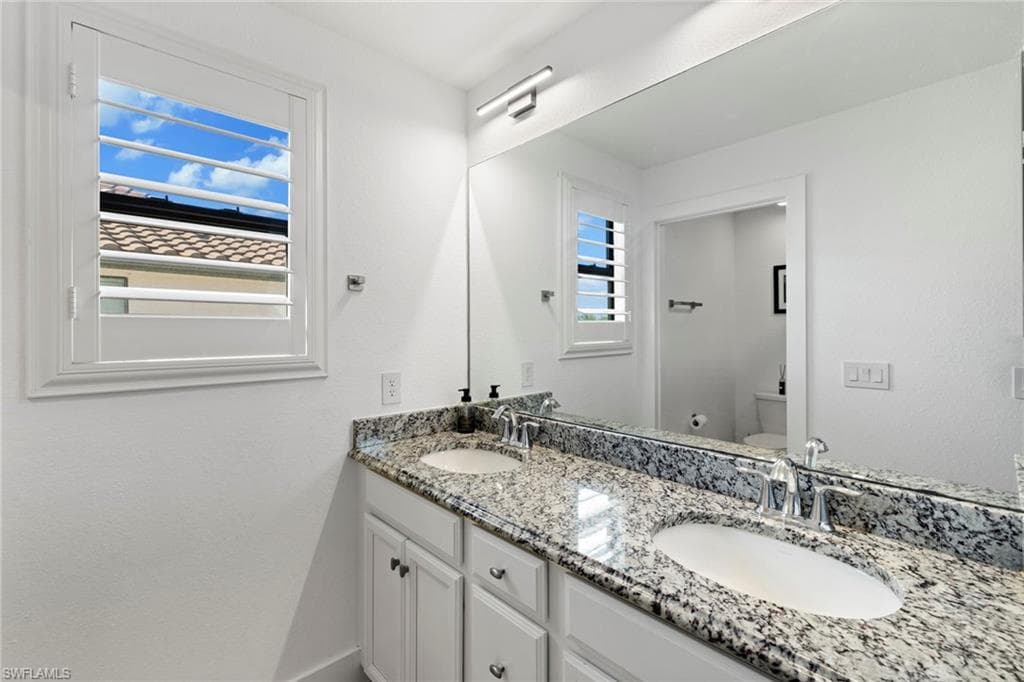 4764 Formosa Dr, Naples, FL 34119-21