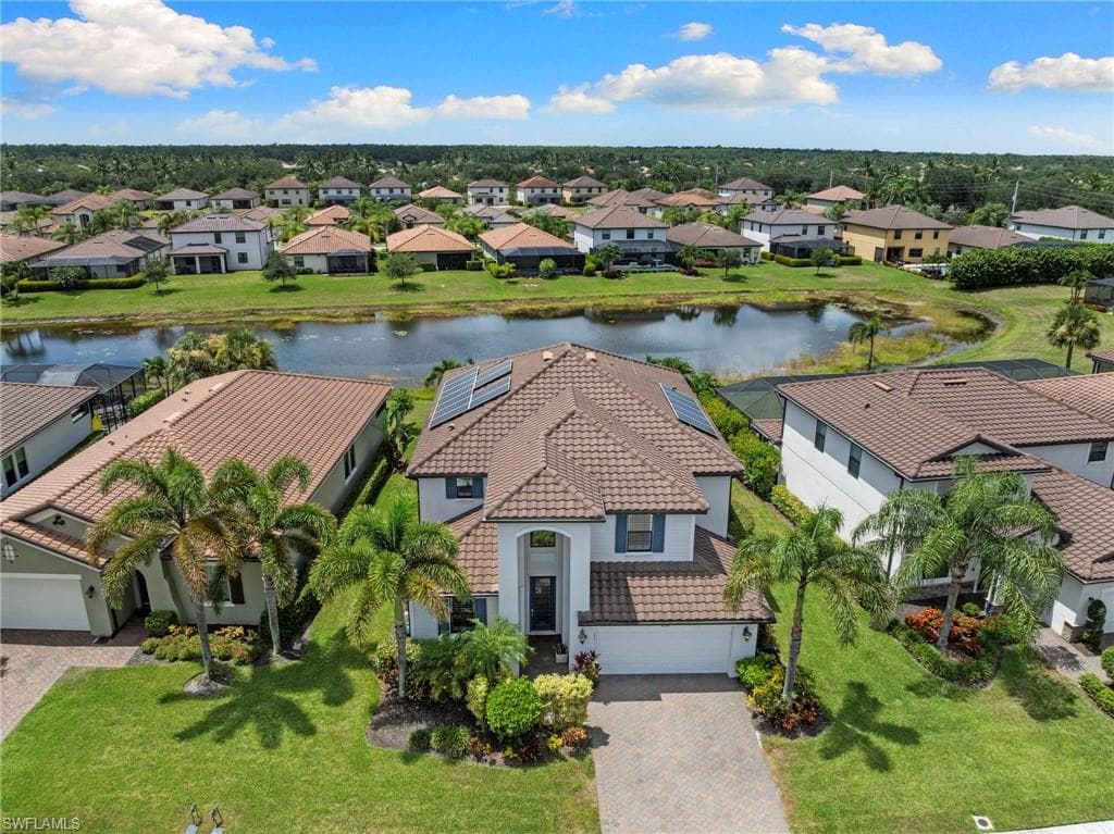 4764 Formosa Dr, Naples, FL 34119-3