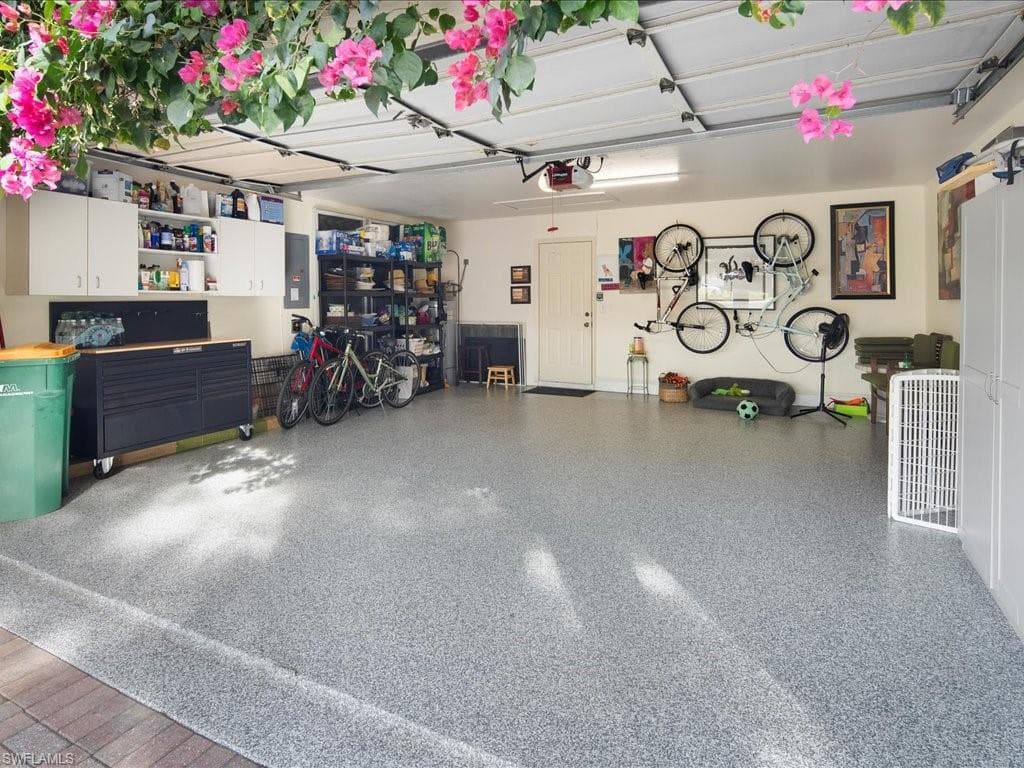 156 Amblewood Ln 7-704, Naples, FL 34105-38