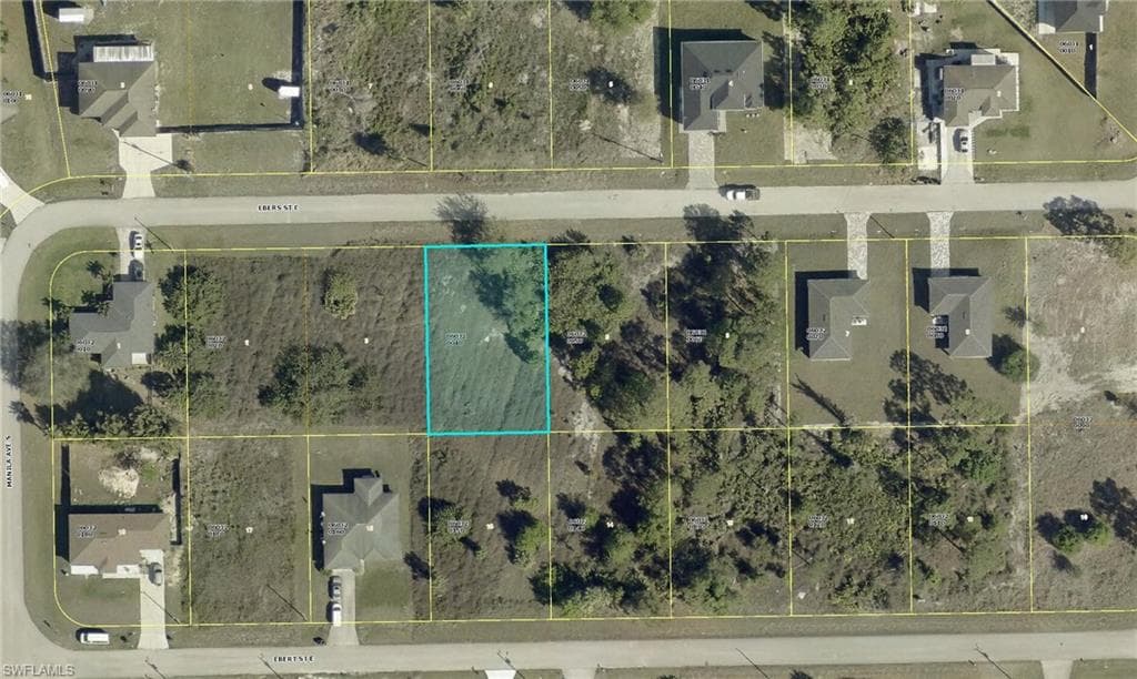 1170 Ebers St E, Lehigh Acres, FL 33974-4