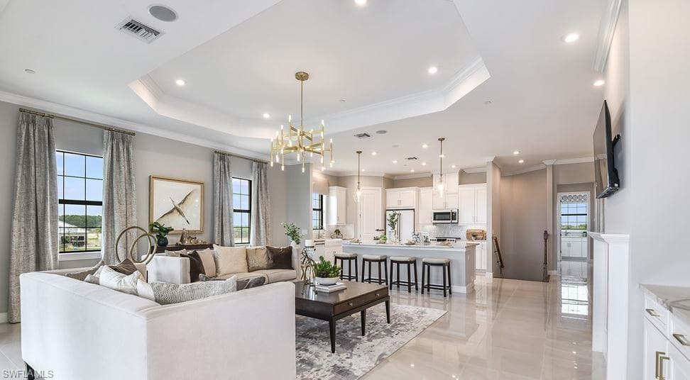 15315 Lucerna St 204, Naples, FL 34114-7