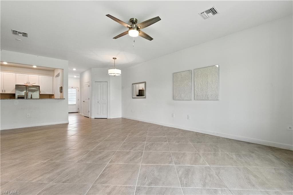 14157 Pine Lodge Ln, Fort Myers, FL 33913-5