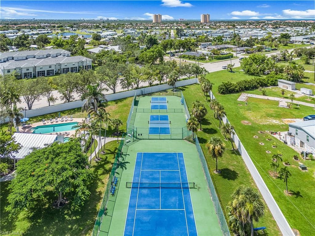 16230 Bentwood Palms Dr, Fort Myers, FL 33908-30