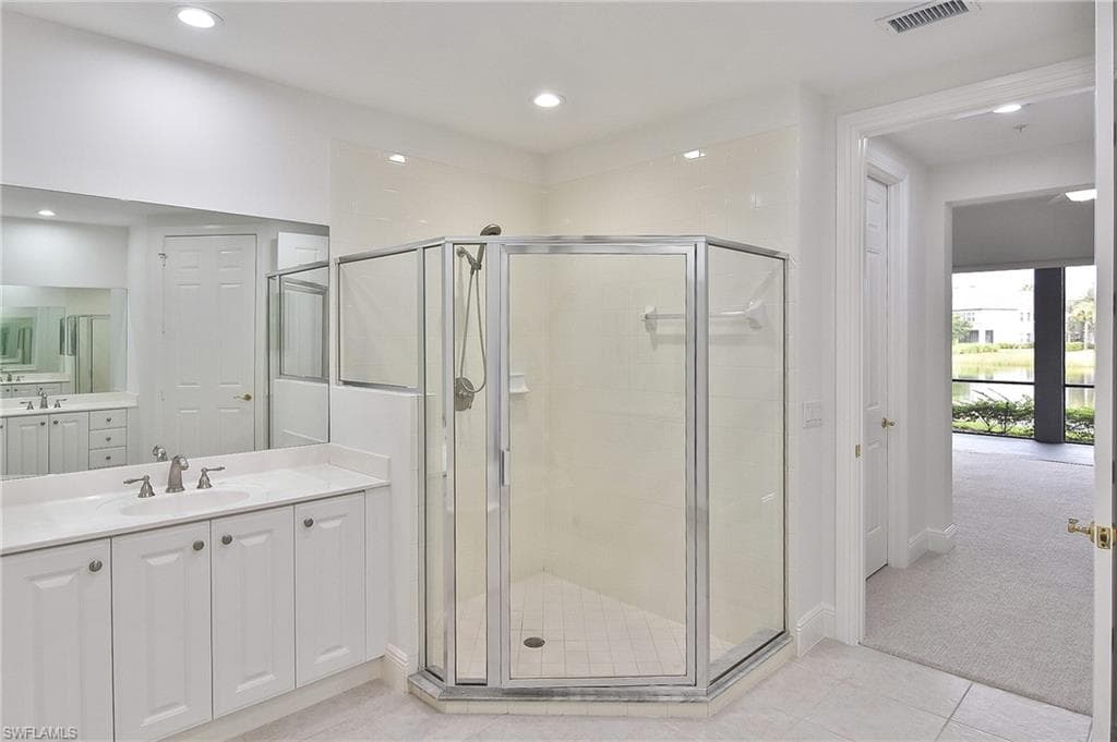 9217 Museo Cir, Naples, FL 34114-24