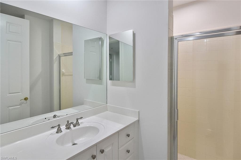9217 Museo Cir, Naples, FL 34114-26