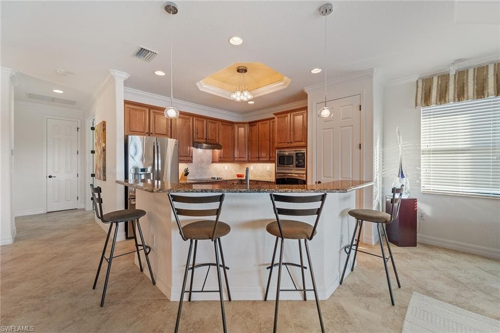 12570 Fenhurst Way, Naples, FL 34120-9