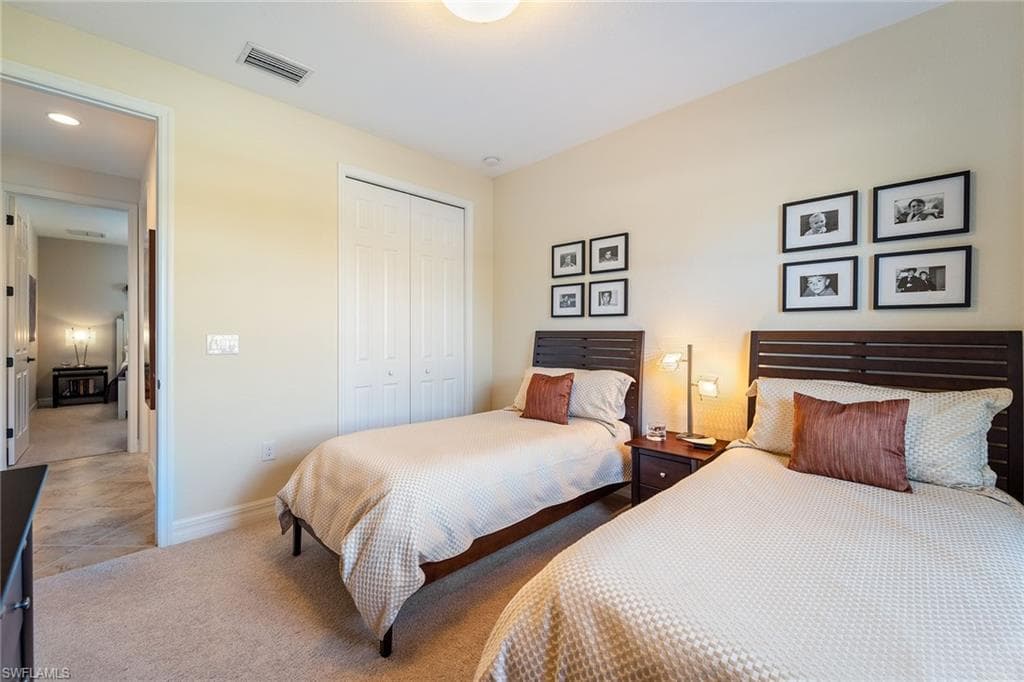 12570 Fenhurst Way, Naples, FL 34120-29