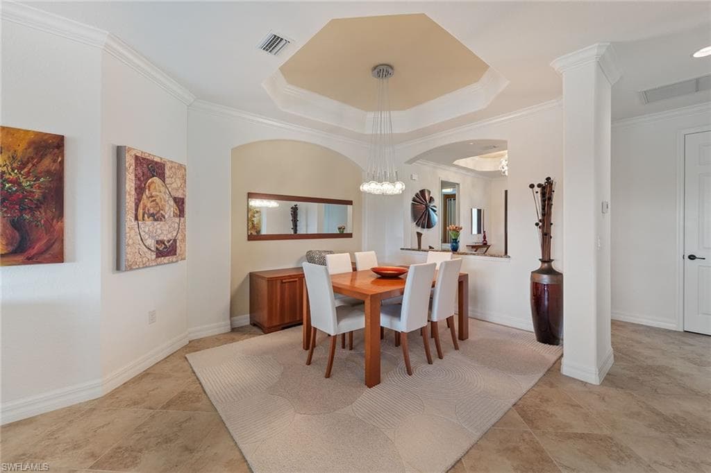 12570 Fenhurst Way, Naples, FL 34120-8