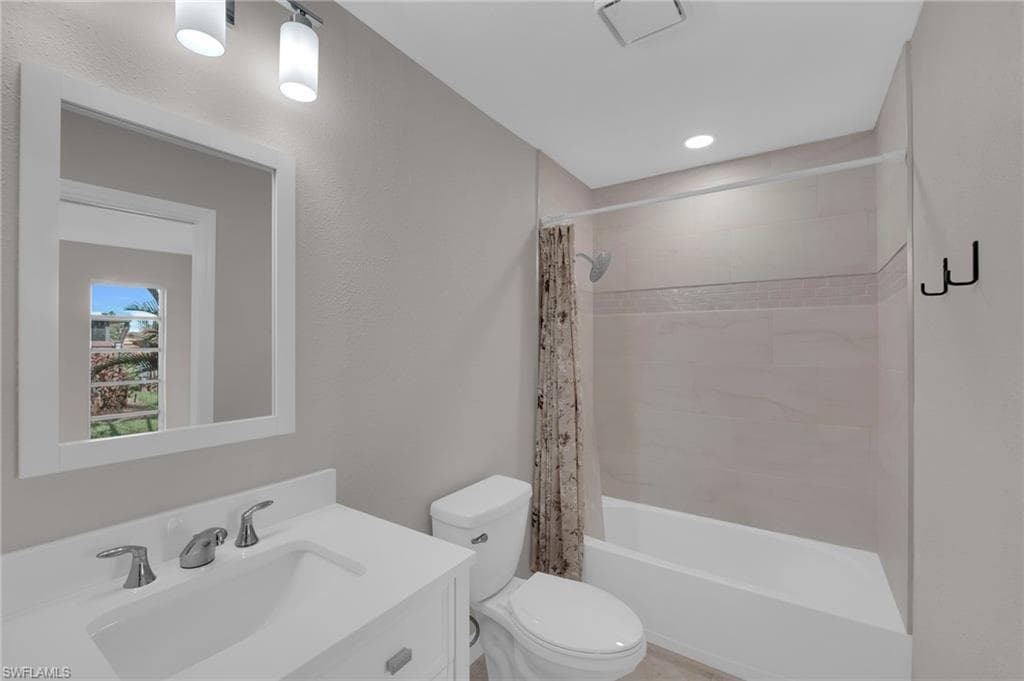 6353 Royal Woods Dr, Fort Myers, FL 33908-13