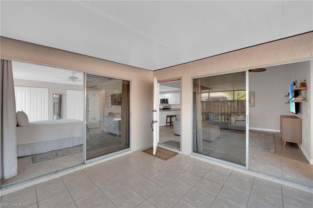 6353 Royal Woods Dr, Fort Myers, FL 33908-23
