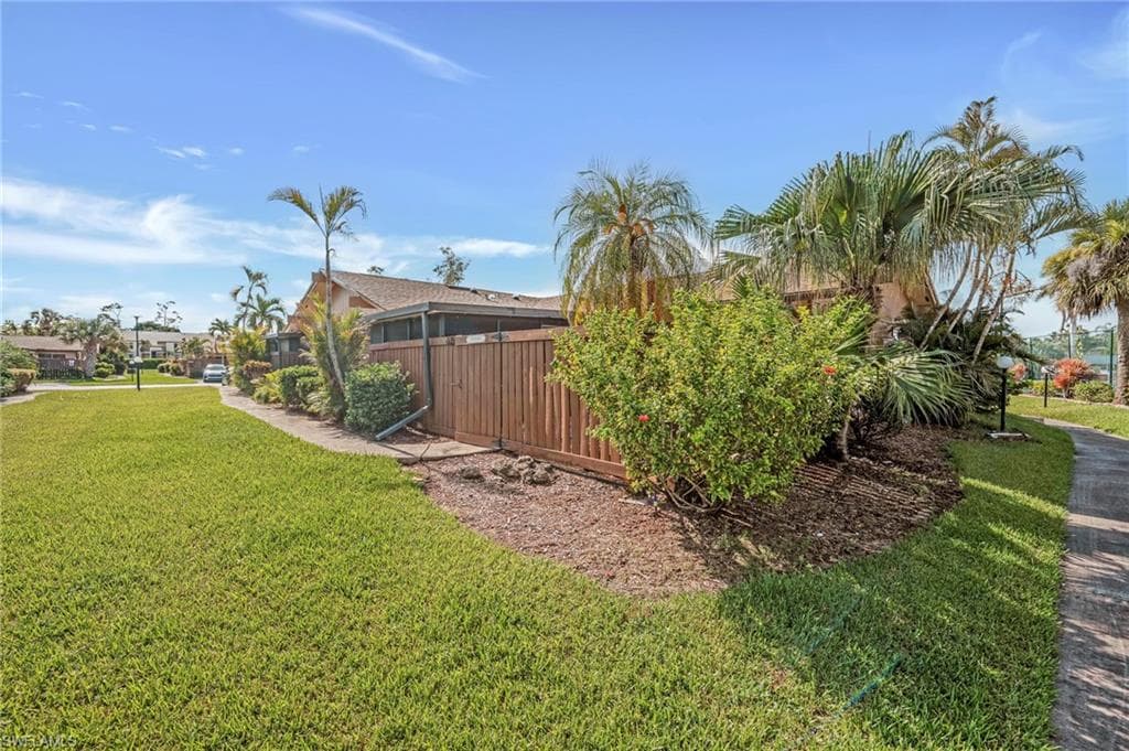 6353 Royal Woods Dr, Fort Myers, FL 33908-29