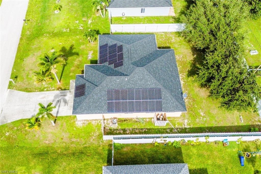 501 24th Ter, Cape Coral, FL 33909-9