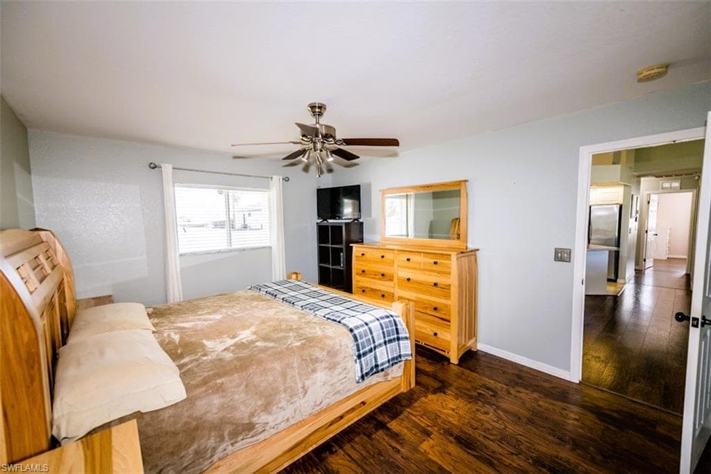 501 24th Ter, Cape Coral, FL 33909-37