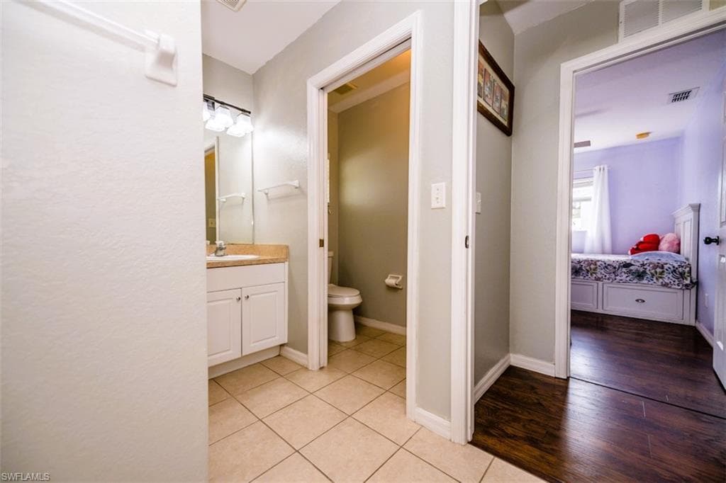 501 24th Ter, Cape Coral, FL 33909-44