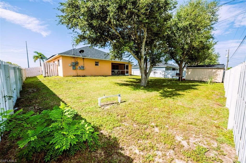 501 24th Ter, Cape Coral, FL 33909-46