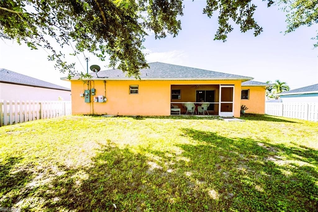 501 24th Ter, Cape Coral, FL 33909-47