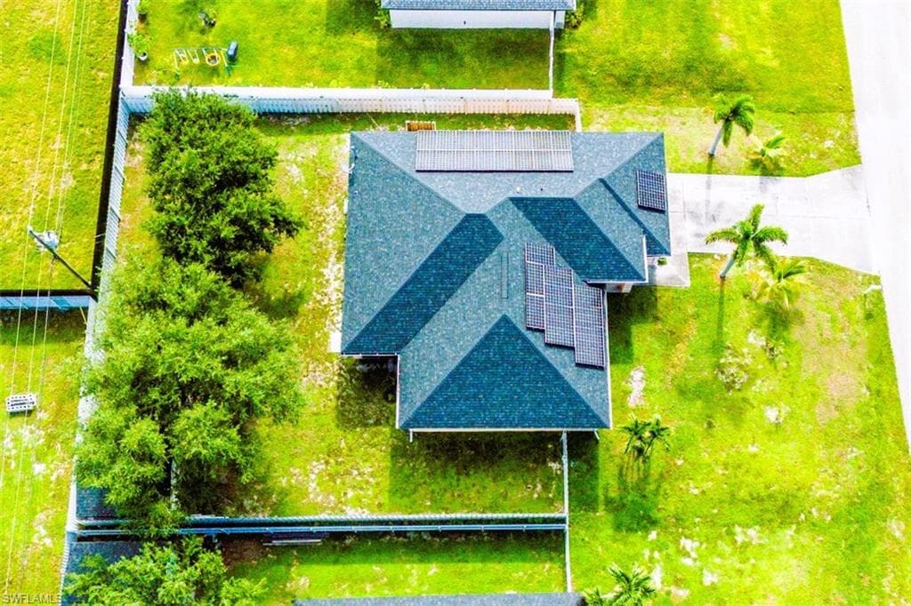 501 24th Ter, Cape Coral, FL 33909-4