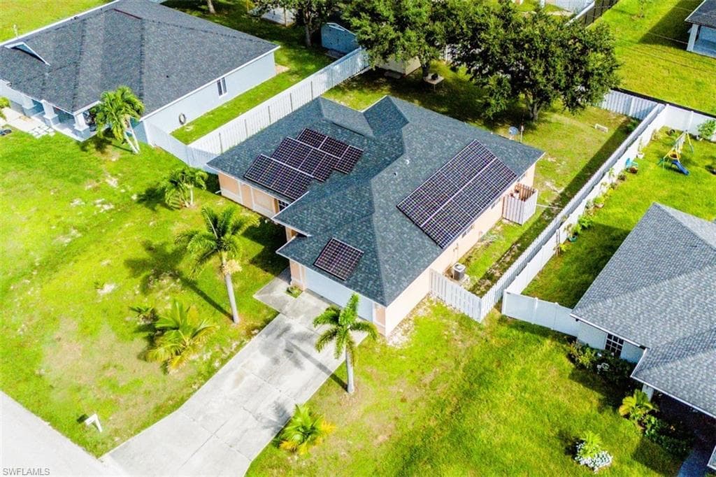 501 24th Ter, Cape Coral, FL 33909-6