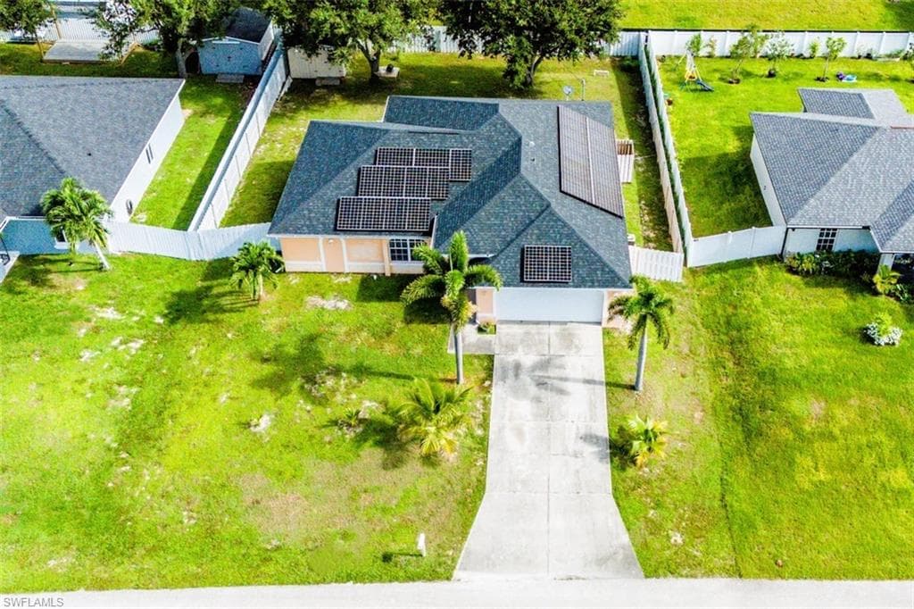 501 24th Ter, Cape Coral, FL 33909-8